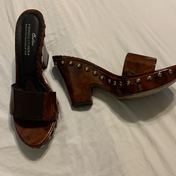 Donald J Pliner; tortoise/expresso color - Picture 2 of 5